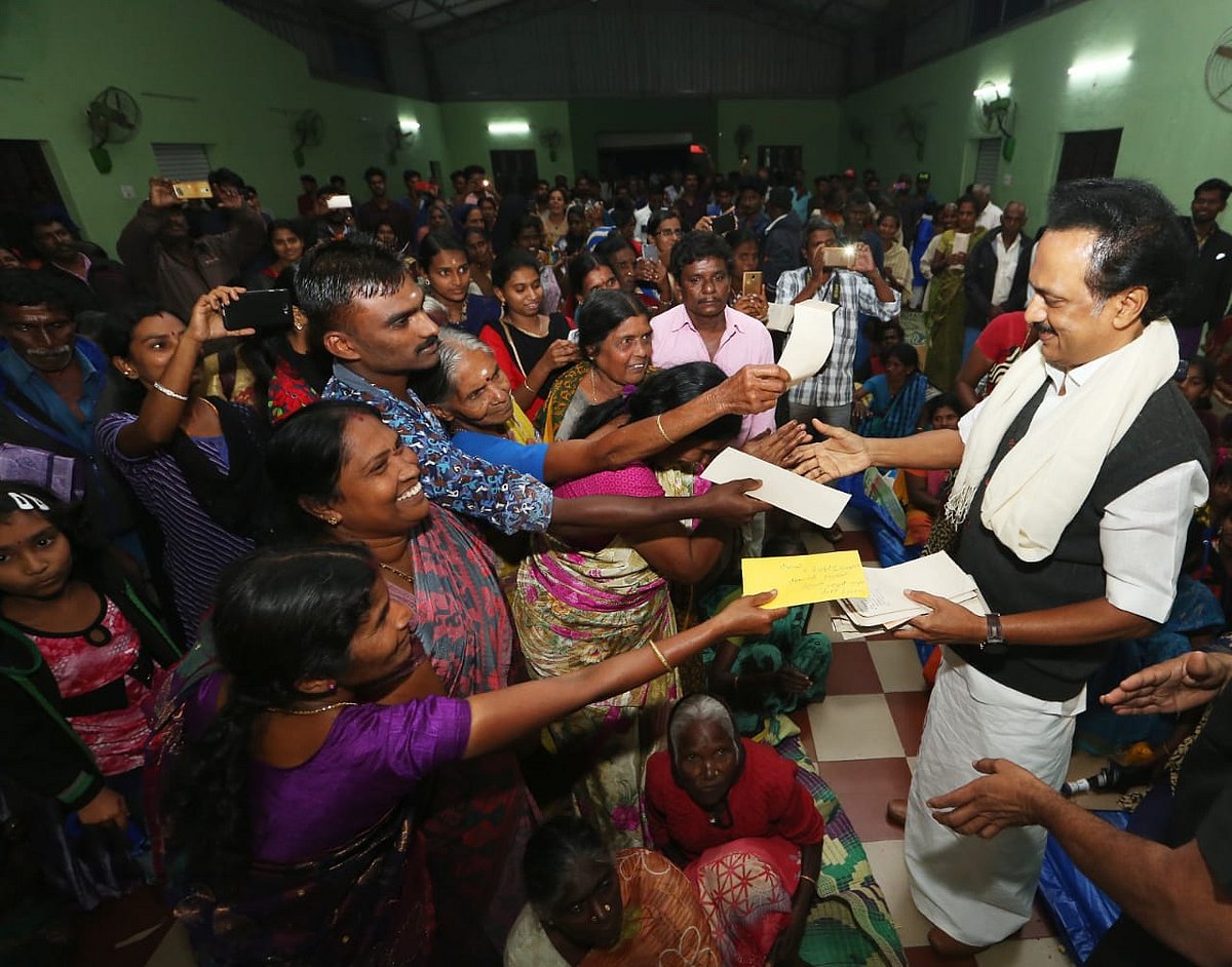 கனமழையால் உருக்குலைந்த நீலகிரி : 2வது நாளாக ஆய்வு செய்த மு.க.ஸ்டாலின்! (ஆல்பம்)