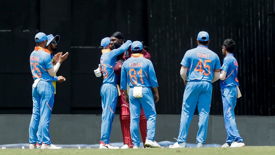 “அது போன மாசம், நான் சொல்றது இந்த மாசம்” - ஓய்வு பெறும் முடிவை திரும்பப் பெற்றார் கிறிஸ் கெயில்!