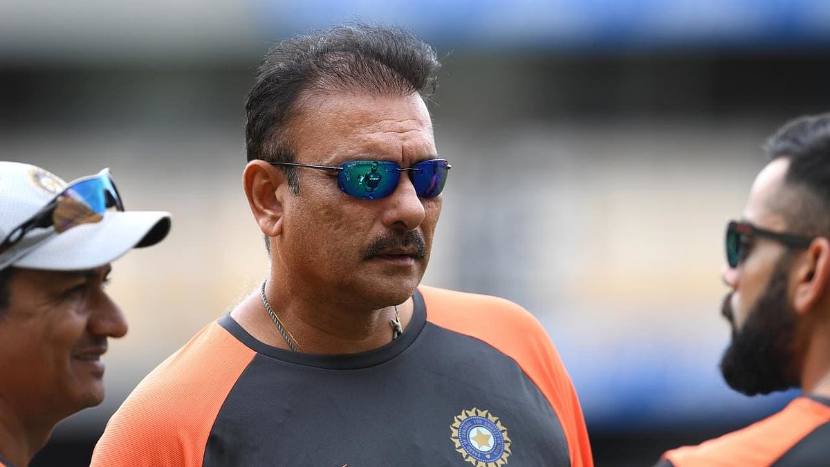 கோலி சொன்னது நடந்தது - இந்திய கிரிக்கெட் அணியின் பயிற்சியாளர்களாக ரவி சாஸ்திரி மீண்டும் தேர்வு!