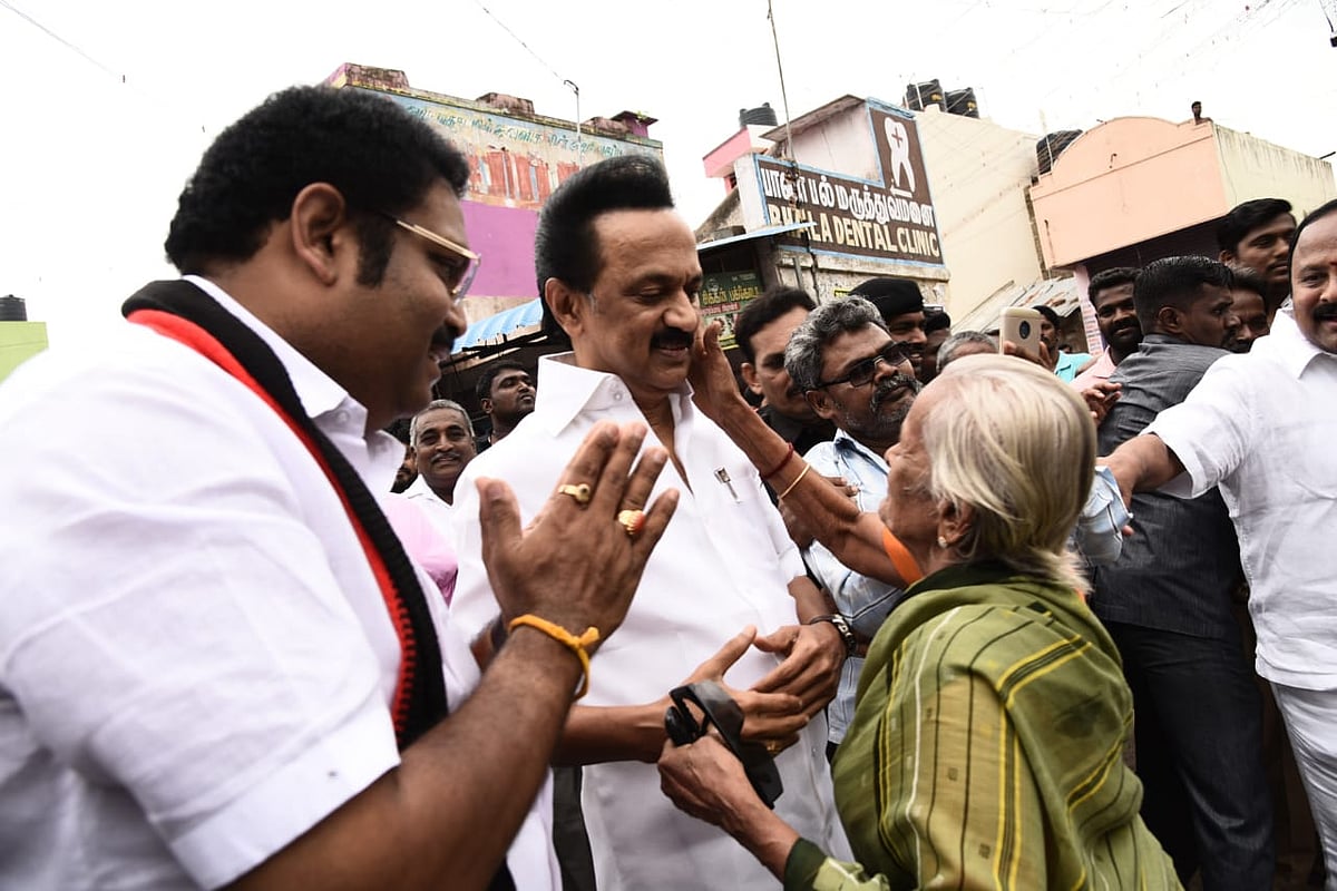 23 ஆண்டுகளுக்குப் பிறகு வேலூரில் நேரடி வெற்றி - தி.மு.க.,வின் கோட்டையான வேலூரை கைப்பற்றிய கதிர் ஆனந்த் !