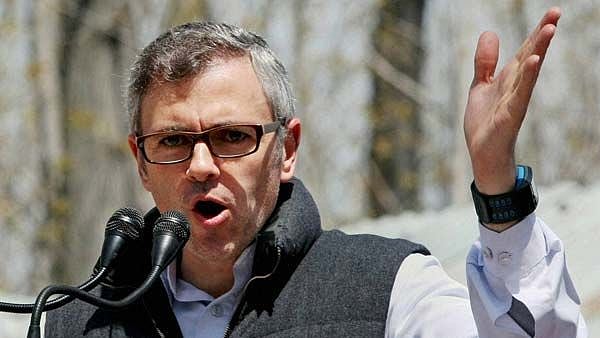 ஜம்மு - காஷ்மீரில் என்ன நடக்கப்போகிறது என்பதை சொல்ல மறுக்கிறார்கள் : உமர் அப்துல்லா குற்றச்சாட்டு !