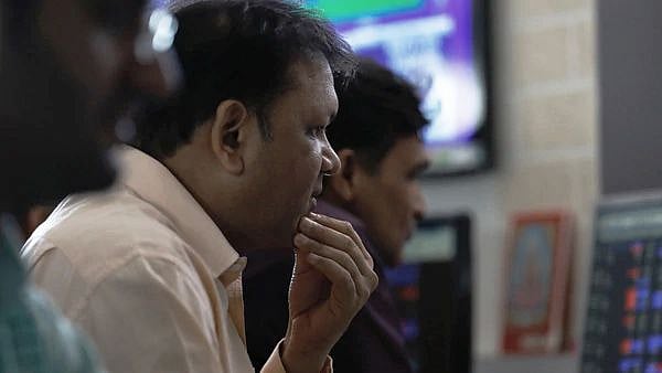 பா.ஜ.க-வின் தவறான பொருளாதார முடிவால் பங்குச்சந்தையில் 15 லட்சம் கோடி இழப்பு : முதலீட்டாளர்கள் அச்சம் !