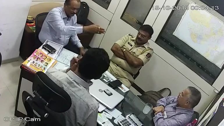 ”நாயை அடிப்பது போல அடித்து கொன்றேன்” - 30 ஆண்டுகளுக்கு முன் நடந்த சம்பவத்தை உளறி மாட்டிக்கொண்ட டி.சி.பி