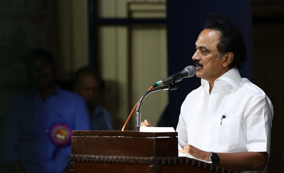 “அ.தி.மு.க-வினர் ஊழலில் திளைப்பது அந்தக் கூட்டத்திலிருந்தே வெளிப்பட்டிருக்கிறது” : மு.க.ஸ்டாலின் அறிக்கை!