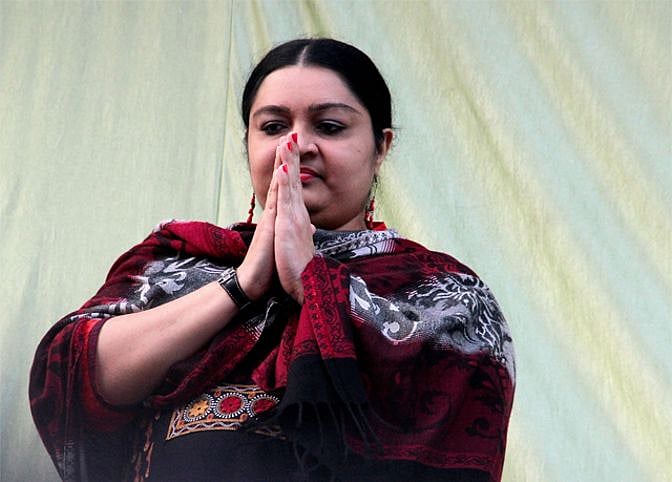 “அரசியல் வாழ்க்கை அவ்வளவுதான்” : ஜெ.தீபா அறிவிப்பால் கலங்கிய லட்சோப லட்சம் தொண்டர்கள்?!