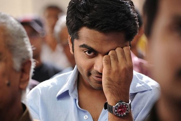 மீண்டும் காதலில் சிம்பு? - முன்னாள் காதலியின் மனதை உருகவைத்த சிம்புவின் அந்த புகைப்படம்!