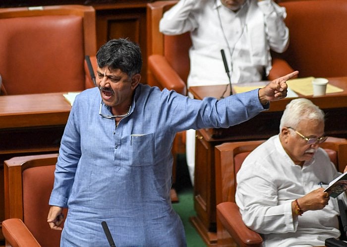 காங்கிரஸ் தலைவர் சிவக்குமாருக்கு விரித்த வலையில் சிக்கிய சித்தார்த்தா : தற்கொலைக்குக் காரணம் பா.ஜ.கவா? 