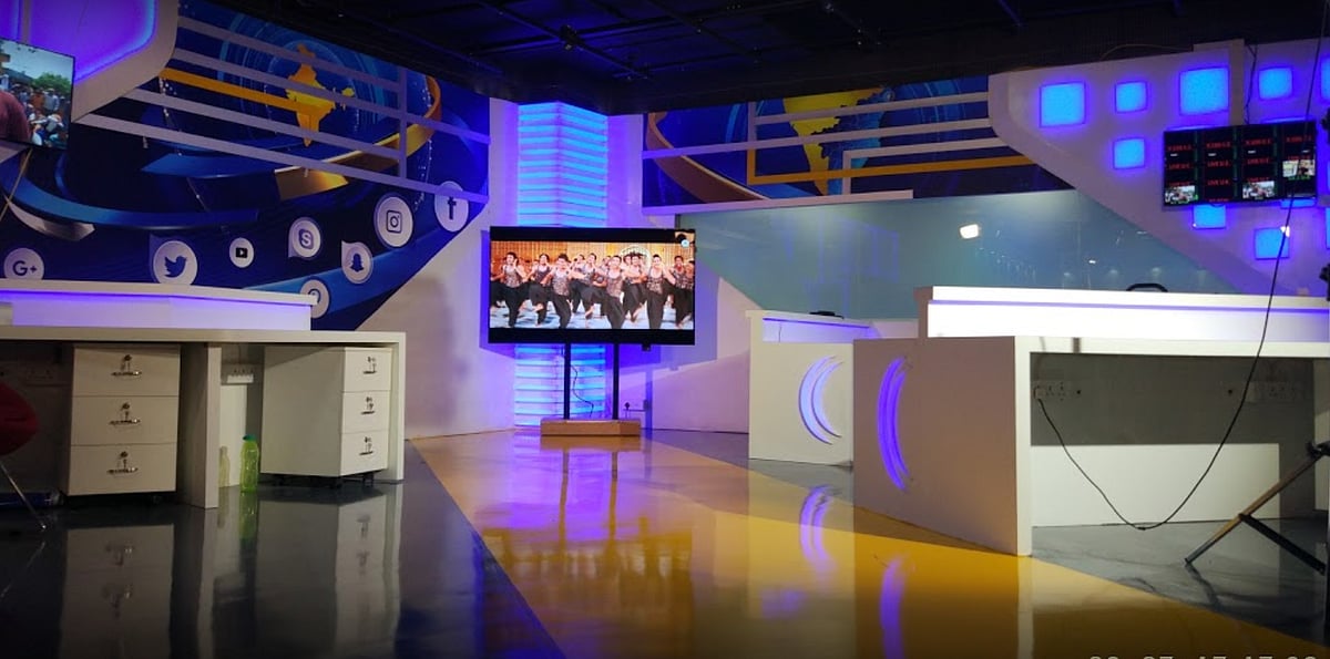 ஒரே இரவில் 150 ஊழியர்களை வேலையை விட்டு தூக்கிய காவேரி டிவி நிர்வாகம்- சட்டப்படி நடவடிக்கை எடுக்க கோரிக்கை