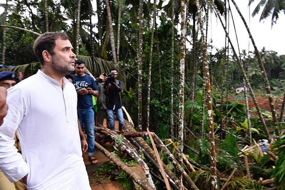 கேரளாவில் வெள்ளம் பாதித்த பகுதிகளை நேரடியாக பார்வையிட்டார் வயநாடு எம்.பி. ராகுல்காந்தி!