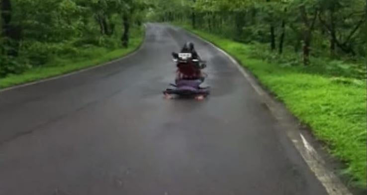 பேக் வீலிங் சாகசத்தால் இளைஞருக்கு நேர்ந்த சோகம் - விபரீதத்தில் முடிந்த டிக் டாக் ஆசை!