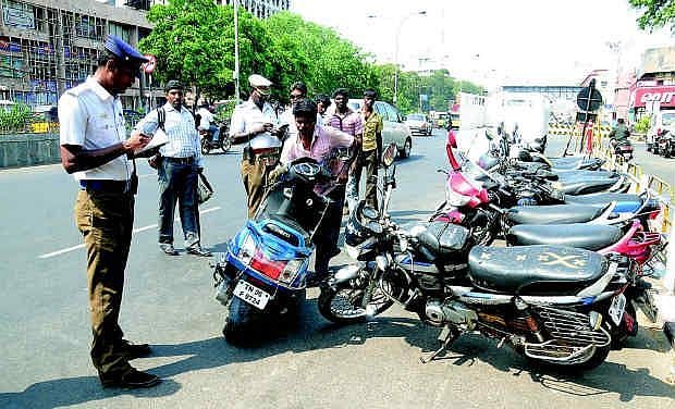  இனி  குழந்தைகளுக்கும் தலைக்கவசம் கட்டாயம் : சட்டத்திருத்தத்தின்படி அறிவிப்பு!