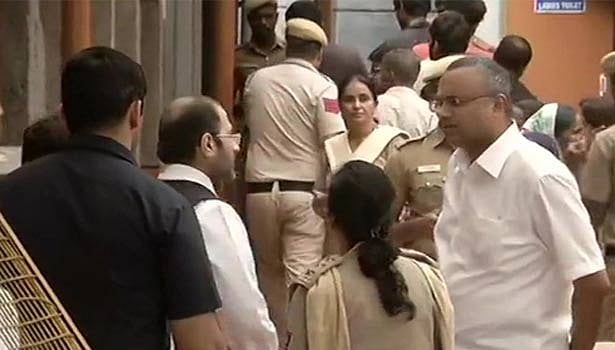 “அதிகாரிகள் பரிந்துரைத்தது தவறில்லை; ஒப்புதல் அளித்தது தவறா?” - ப.சிதம்பரத்துக்கு ஆதரவாக மன்மோகன் சிங்!