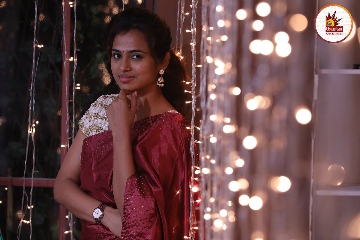 நடிகை ரம்யா பாண்டியனின் லேட்டஸ்ட் ஃபோட்டோஷூட்!