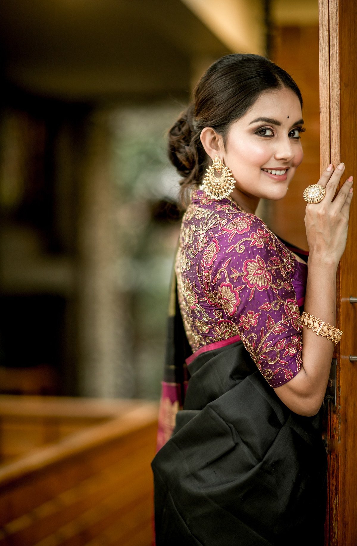  நடிகை மகிமா நம்பியாரின் லேட்டஸ்ட் ஃபோட்டோஷூட் !