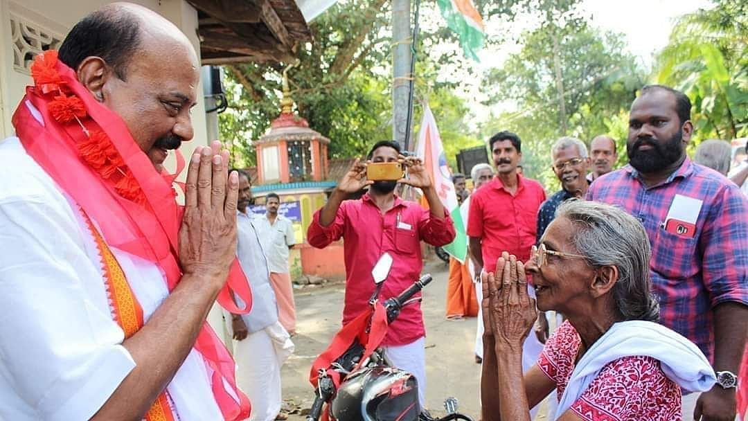 54 ஆண்டுகளுக்குப் பிறகு காங்கிரஸ் தொகுதியை கைபற்றிய இடதுசாரி கூட்டணி : போட்டியிட்ட பா.ஜ.க படுதோல்வி!