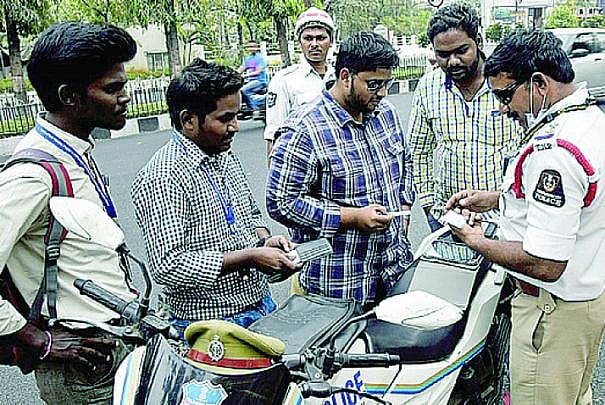 இன்று முதல் அமலுக்கு வருகிறது புதிய மோட்டார் வாகன சட்டம்; வாகன ஓட்டிகளே உஷார்!