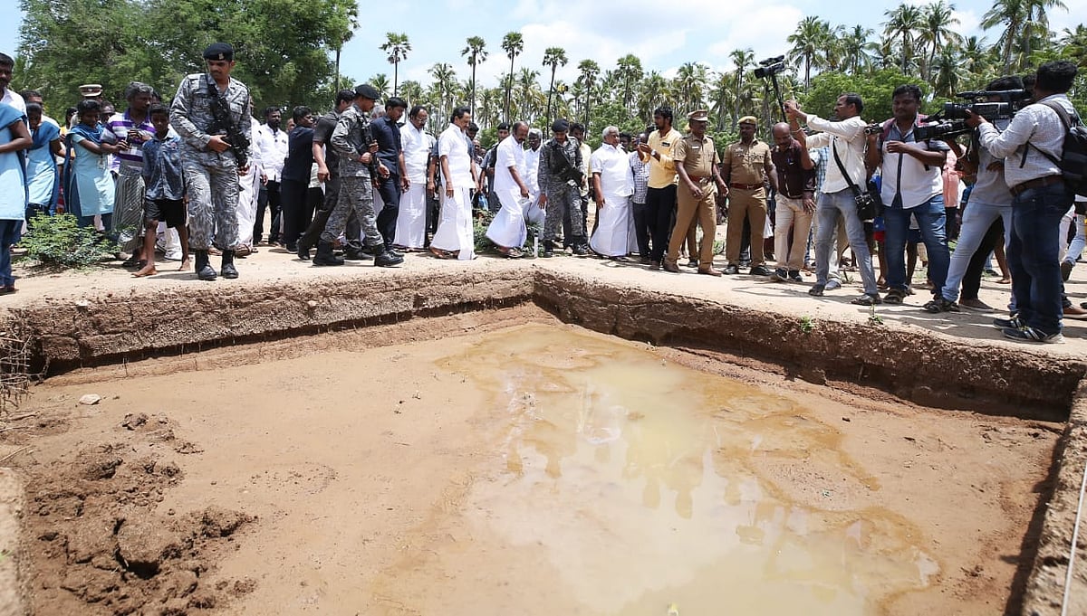 ஆதித் தமிழரைத் தேடி... கீழடியில் தி.மு.க தலைவர் மு.க.ஸ்டாலின்... (ALBUM)