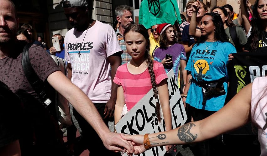 ‘நமக்கு வேறு உலகம் இல்லை’ சுற்றுச்சூழலை பாதுகாக்க வலியுறுத்தி உலகம் முழுவதும் பள்ளி மாணவர்கள் போராட்டம்!