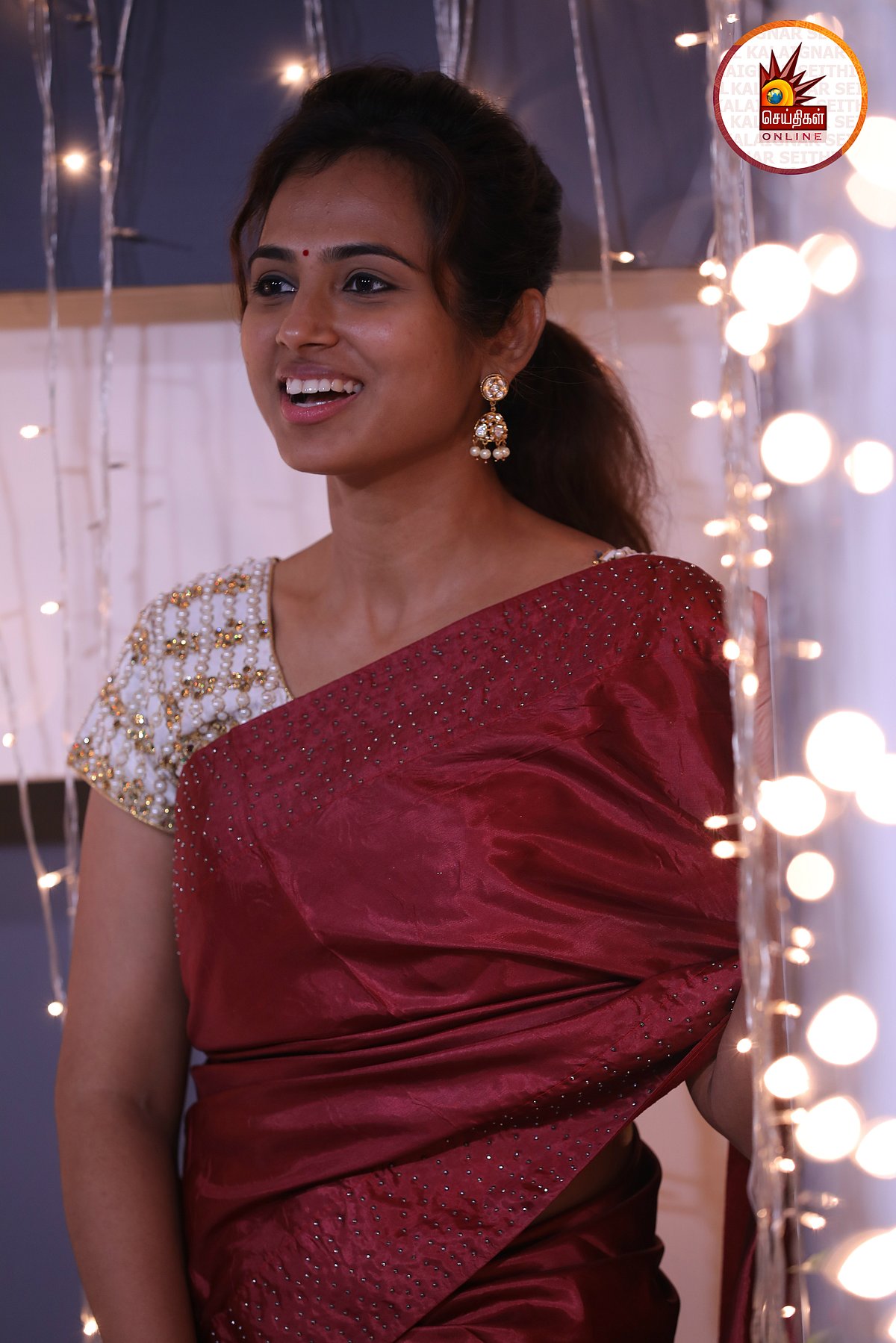 நடிகை ரம்யா பாண்டியனின் லேட்டஸ்ட் ஃபோட்டோஷூட்!