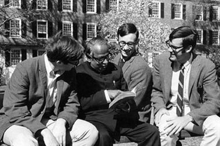 “அரை நூற்றாண்டுக்கும் மேலாக அண்ணாவின் சிந்தனைதான் இந்தியாவைக் காக்கிறது” : மு.க.ஸ்டாலின் மடல்!