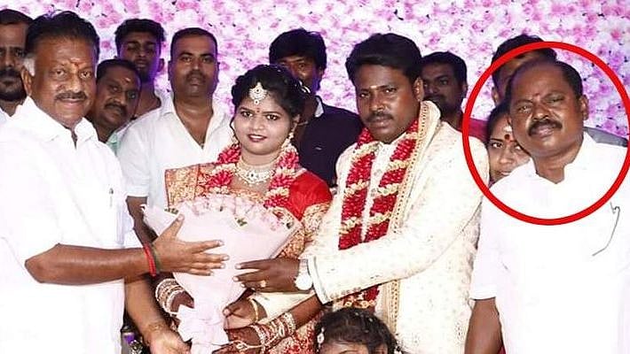 சுபஸ்ரீ மரணம் : அதிகாரிகள் மீது கிரிமினல் நடவடிக்கை எடுக்காதது ஏன் - சென்னை உயர் நீதிமன்றம் கேள்வி?