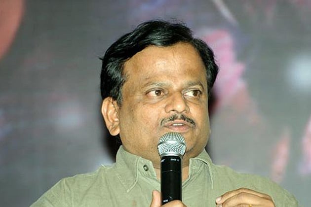 அற்பநோக்கில் வழக்கு தொடரப்பட்டுள்ளது... மனுவை தள்ளுபடி செய்யுங்க - கே.வி.ஆனந்த்!