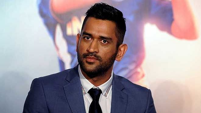 கிரிக்கெட்டை தொடர்ந்து சினிமாவில் கால் பதிக்கும் தல தோனி!
