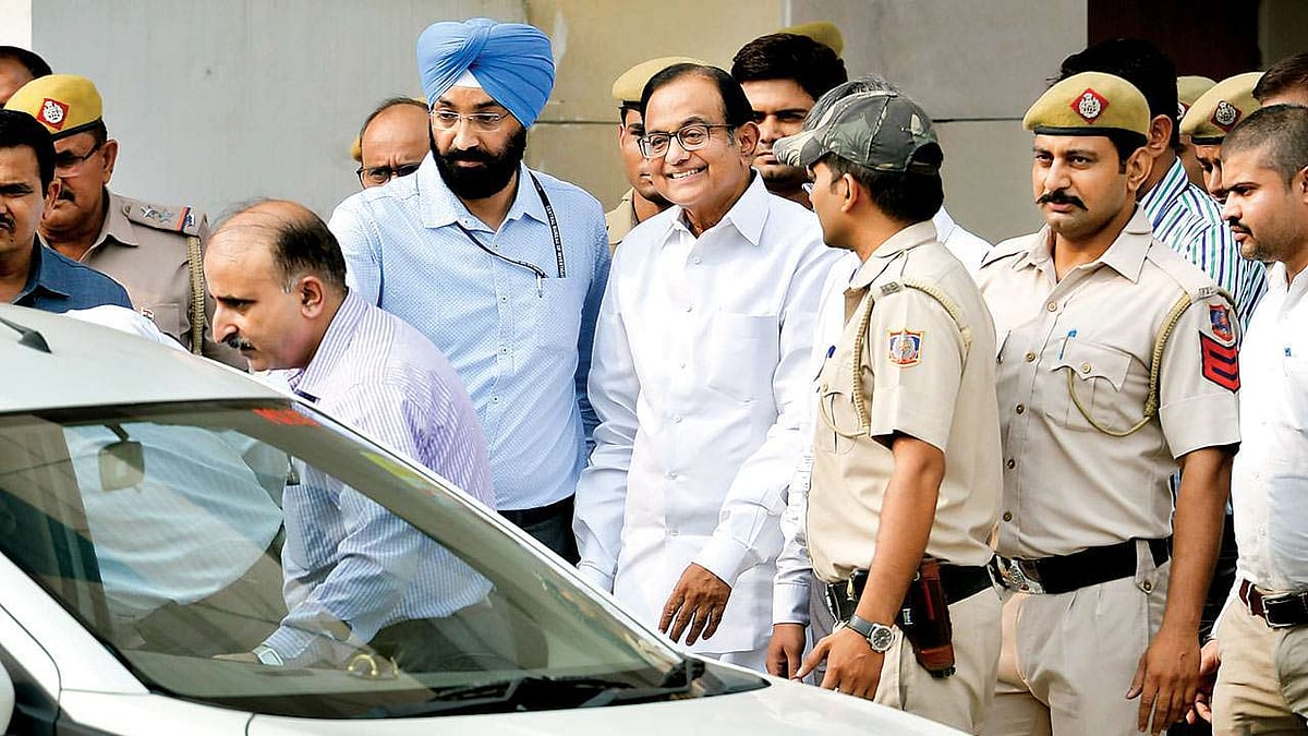 P Chidambaram: ப.சிதம்பரத்தை சந்திக்க காங்கிரஸ் நிர்வாகிகளுக்கு அனுமதி மறுப்பு! #LIVE