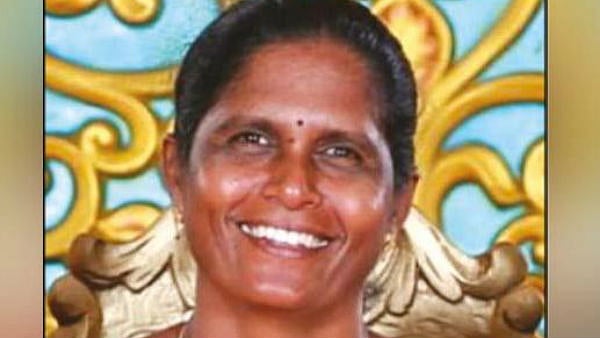 செலவுக்கு காசு தராததால் ஆத்திரம்... பெற்ற தாயை குத்திக் கொன்ற மகன் : திருப்பூரில் பயங்கரம்!