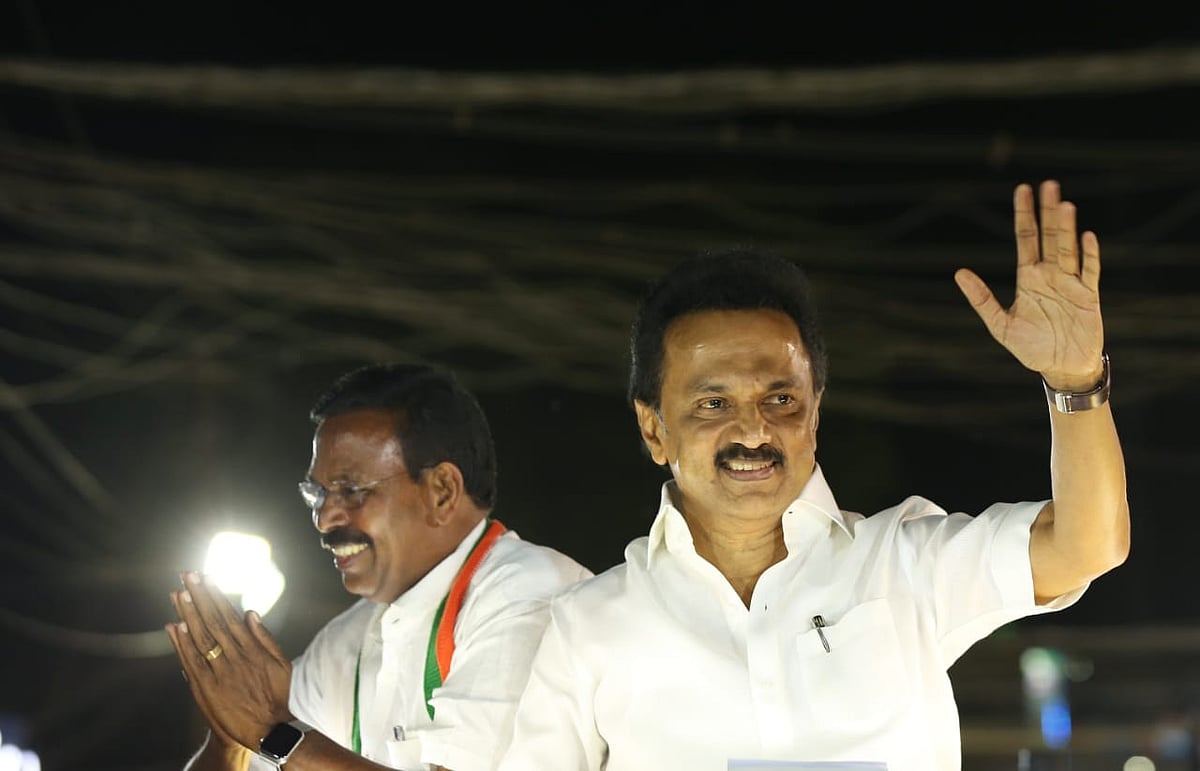 உயிரோடும் உணர்வோடும் உதிரத்தோடும் கலந்திருக்கும் இருவண்ணக்கொடி தாங்கிய உடன்பிறப்புகளுக்கு- ஸ்டாலின் மடல்!