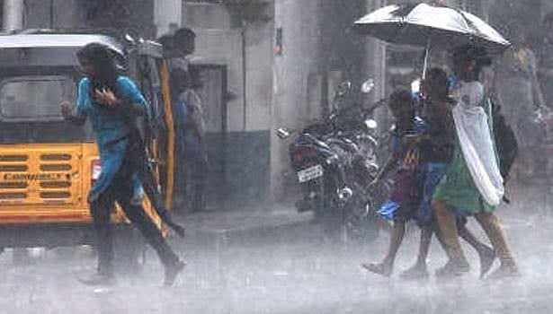 அடுத்த 2 நாட்களுக்கு குடையுடன் தயாரா இருங்க மக்களே... 4 மாவட்டங்களில் மிக கனமழை; 13 மாவட்டங்களில் கனமழை!