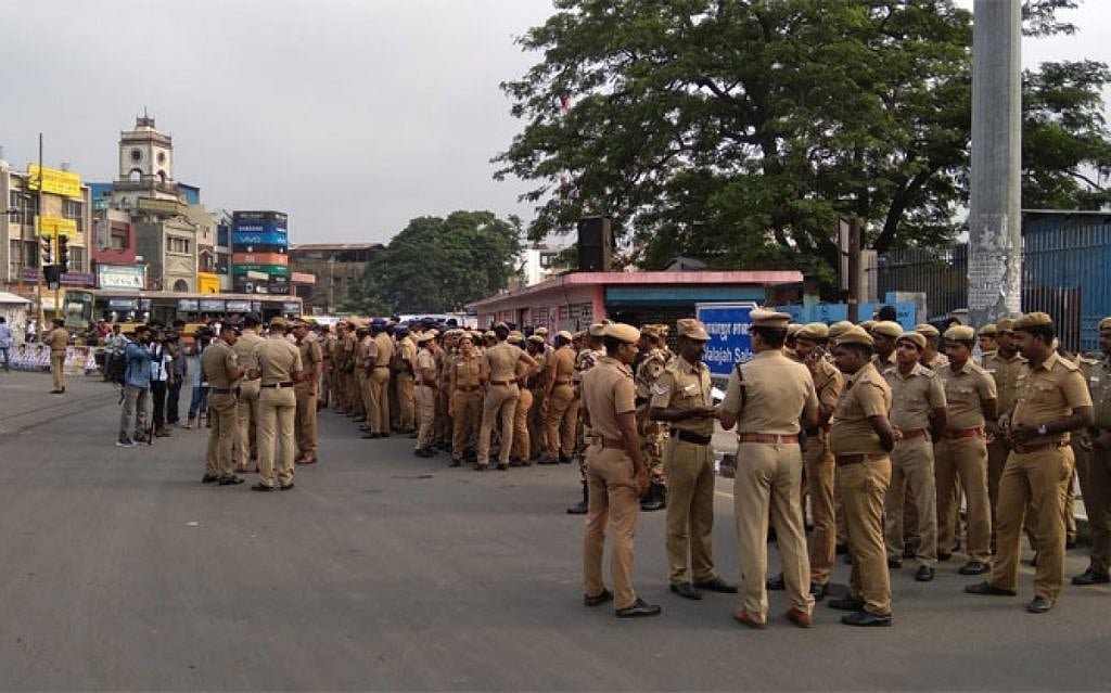நாங்குநேரி விக்கிரவாண்டி தொகுதிகளுக்கு நாளை தேர்தல் -  பதற்றமான வாக்குச் சாவடிகளுக்கு கூடுதல் பாதுகாப்பு 