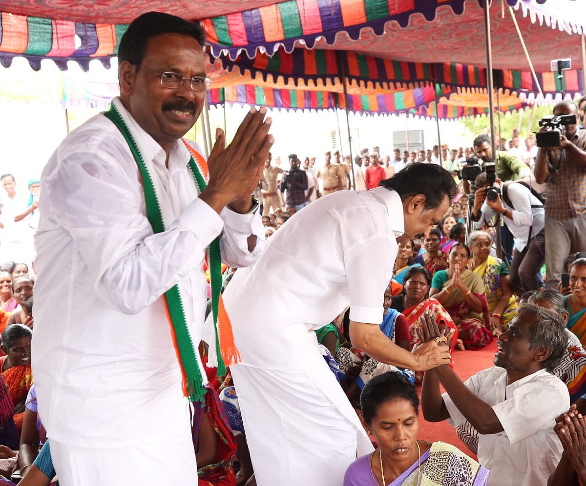 நாட்டைக் காக்க பணியாற்றிய ரூபி மனோகரனை தொகுதியையும் காப்பாற்றச் செய்யுங்கள் - ஸ்டாலின் பிரசாரம் (ஆல்பம்)