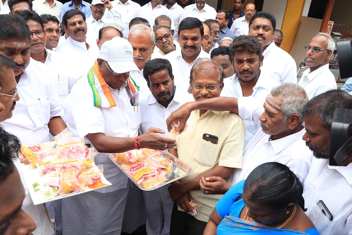 ByPollResults #LIVE விக்கிரவாண்டியில் அ.தி.மு.க வேட்பாளர் வெற்றி!
