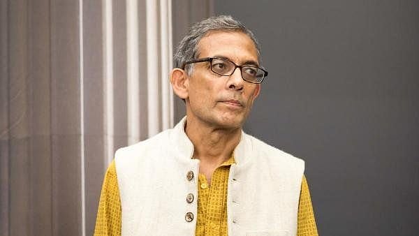 “பொதுத்துறை வங்கிகளுக்கு ஏற்பட்டுள்ள நெருக்கடி அச்சமளிக்கிறது” : நோபல் அறிஞர் அபிஜித் பானர்ஜி கருத்து!