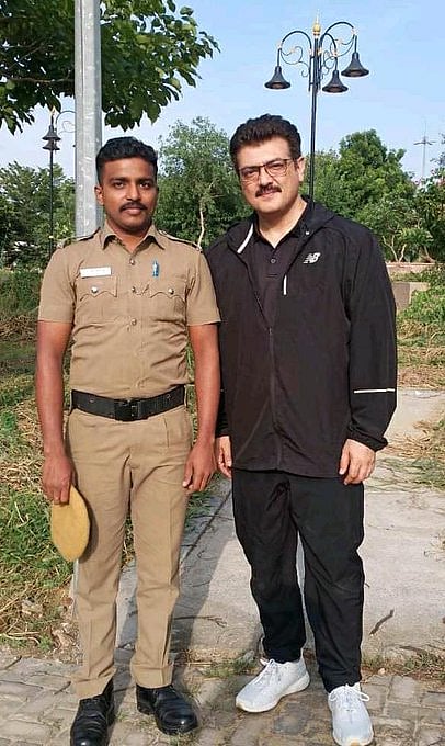 அஜித்தின் சால்ட்&பெப்பர் ஹேர் ஸ்டைலுக்கு என்னாச்சு! - புதிய கெட்டப்புடன் எங்கு சென்றிருக்கிறார் தெரியுமா?