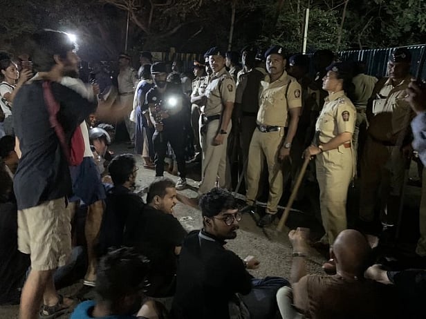“மெட்ரோ பணிக்காக 2,600 மரங்களை வெட்ட நீதிமன்றமே அனுமதி!”: ஆரே பகுதியில் 144 தடை... மக்கள் விரட்டியடிப்பு!