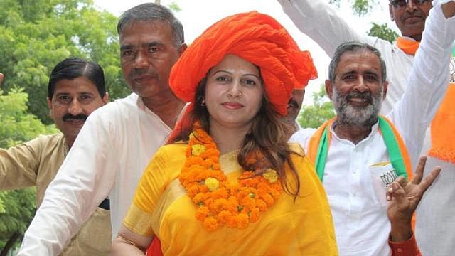 “பாகிஸ்தானிலிருந்து வந்துள்ளீர்களா?” : ‘பாரத் மாதா கீ ஜே’ சொல்லாத மக்களை வசைபாடிய பா.ஜ.க வேட்பாளர்!