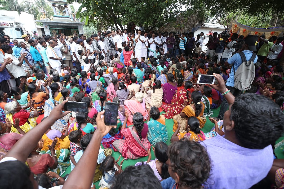 உயிரோடும் உணர்வோடும் உதிரத்தோடும் கலந்திருக்கும் இருவண்ணக்கொடி தாங்கிய உடன்பிறப்புகளுக்கு- ஸ்டாலின் மடல்!
