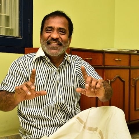 ஜெயிச்சு.. ஜெயிச்சு.. டாக்டர் பட்டம் வாங்கிய சார்லி!