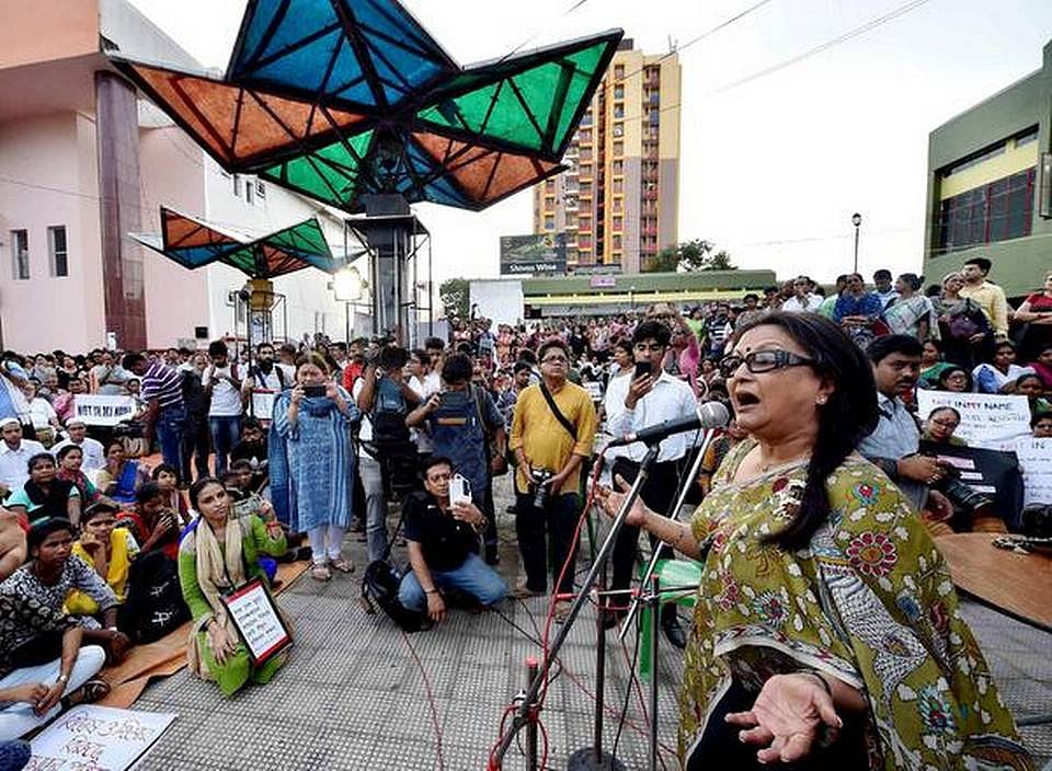 அபர்னா சென் - இயக்குநர், நடிகை