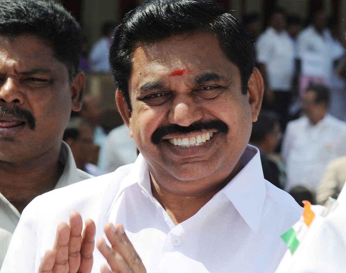 டிடிவி தினகரனுக்கு எதிராக தீர்மானம்; எடப்பாடிக்கு வாழ்த்து., அ.ம.மு.க-வில் பிளவை ஏற்படுத்திய புகழேந்தி!