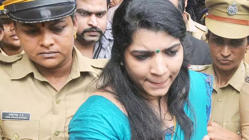 கேரளாவில் பரபரப்பை ஏற்படுத்திய நடிகை சரிதா வழக்கு : கோவை நீதிமன்றம் தீர்ப்பு விதிப்பு !