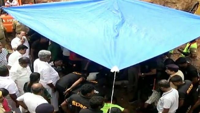 #LIVE | 4 நாள் போராட்டத்துக்கு பிறகு சுர்ஜித்தின் உடல் மீட்பு; பொதுமக்கள் அஞ்சலிக்கு பின் நல்லடக்கம்!