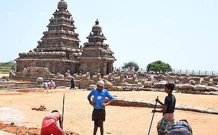 மாமல்லபுரத்திற்கு சுற்றுலா பயணிகள் வர தடை விதித்த தமிழக அரசு - பொதுமக்கள் கடும் அதிருப்தி!