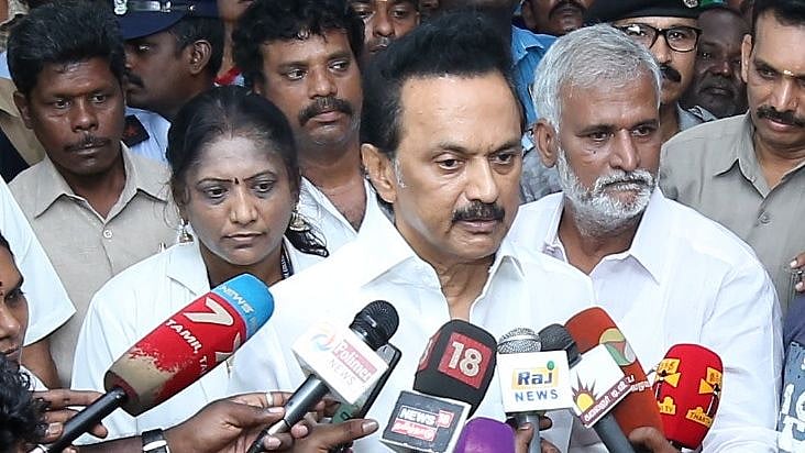 பேனருக்காக நீதிமன்றம் ஓடும் முதல்வர், நீட் தேர்விற்கு  நீதிமன்றம் செல்லாமல் இருப்பது ஏன்? மு.க.ஸ்டாலின்!
