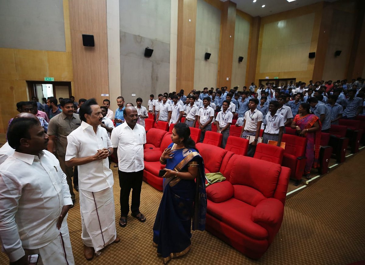 அண்ணா நூற்றாண்டு நூலகத்திற்கு திடீர் விசிட்... உறுப்பினர் ஆன மு.க ஸ்டாலின் (Album)