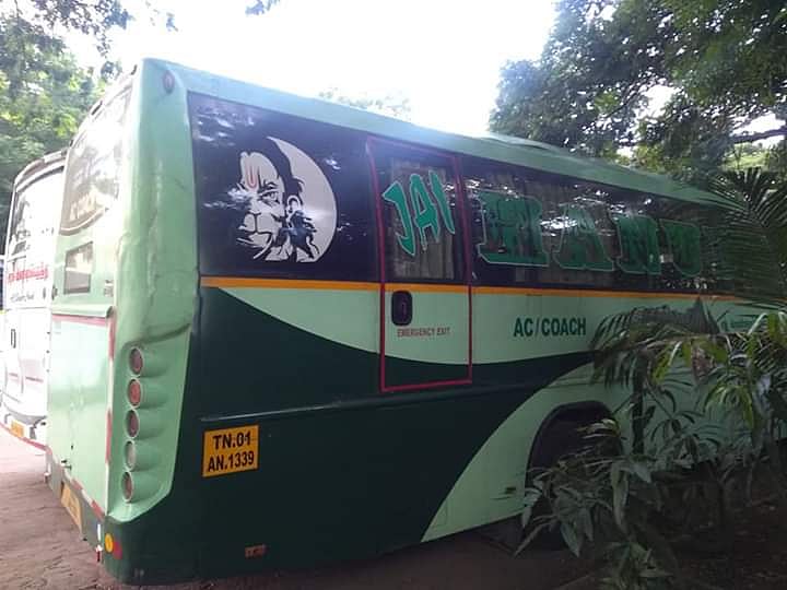 அரசுப் பேருந்துகளில் மதரீதியான ஸ்டிக்கர்கள் : பா.ஜ.க கொள்கையை அ.தி.மு.க அரசு தூக்கிப் பிடிப்பதாக சர்ச்சை!