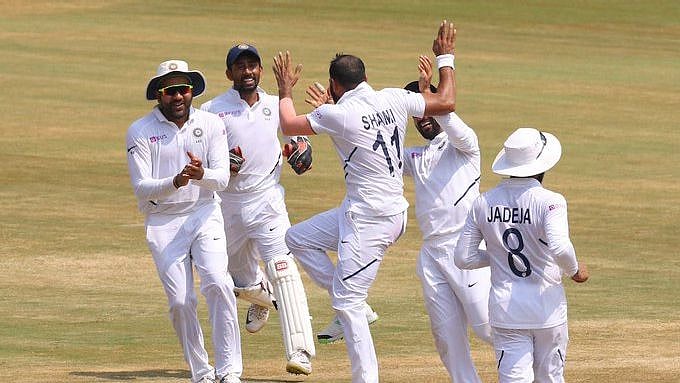 #INDVSA : 203 ரன்கள் வித்தியாசத்தில் இந்திய அணி அபார வெற்றி!