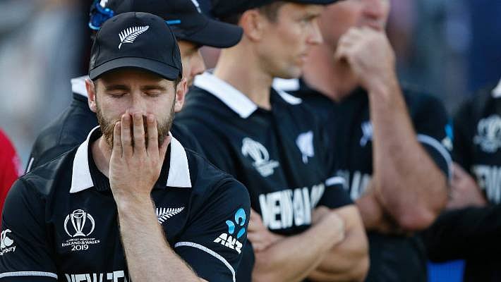 “இதை முன்பே செய்திருந்தால் நியூசிலாந்துக்கு இந்த நிலை ஏற்பட்டிருக்குமா?- ஐசிசியை விமர்சிக்கும் ரசிகர்கள்!